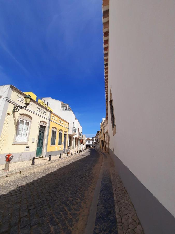 Ferienwohnung Casa A Julia In Faro'S Heart Exterior foto